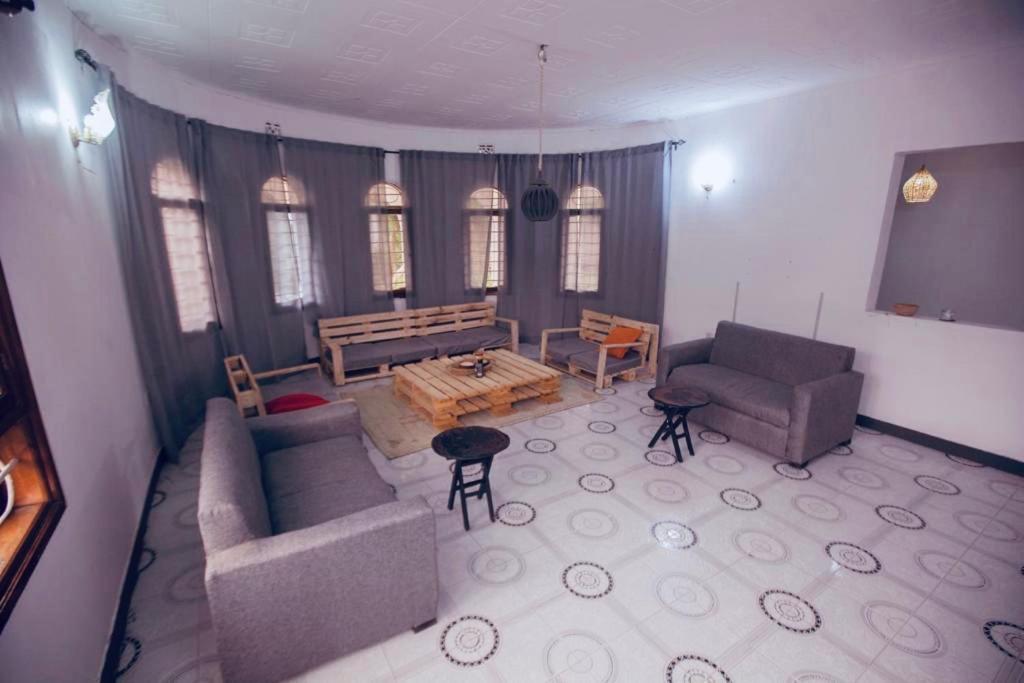 مبيت وإفطار أروشا Safari Adventures-House المظهر الخارجي الصورة
